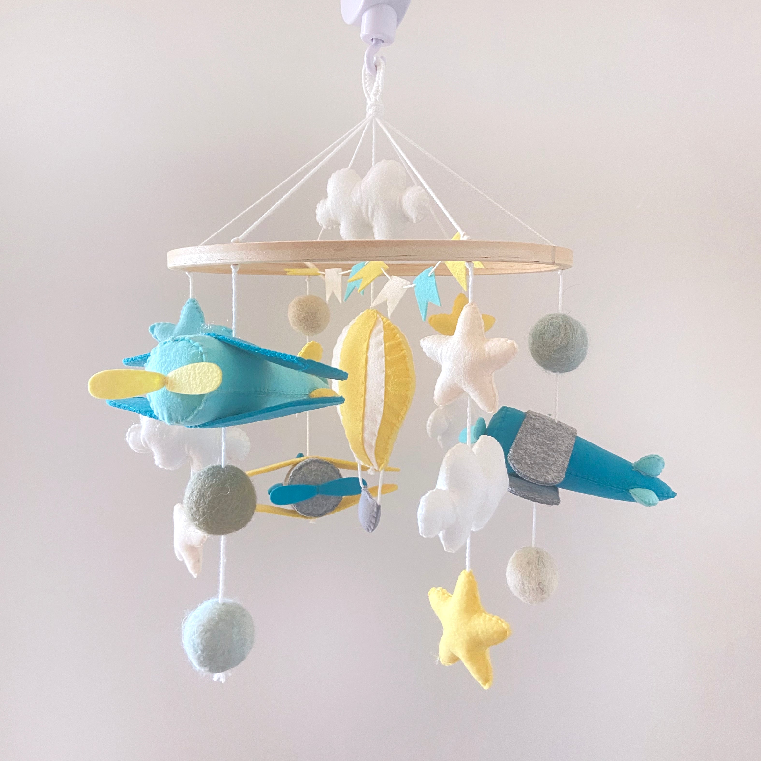 Flying High Cot Mobile